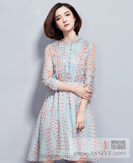 Sentubila/尚都比拉单排扣连衣裙