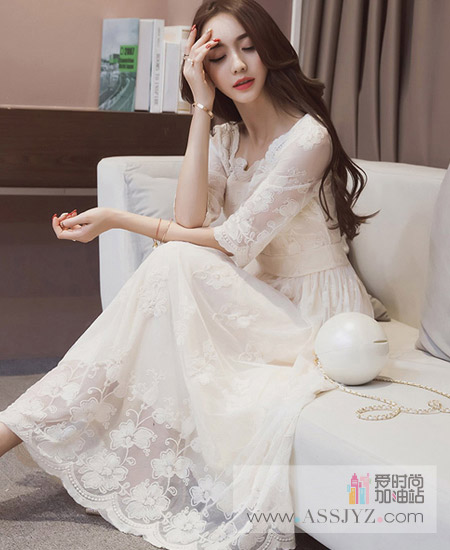 诗达优套头连衣裙