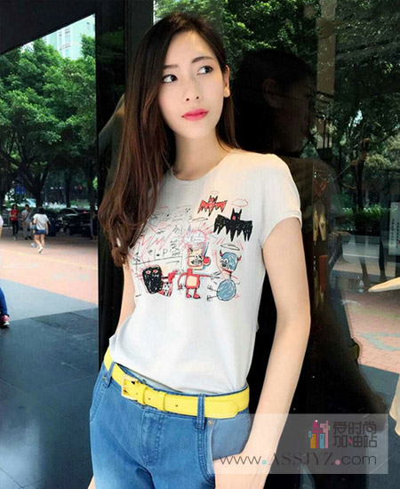 朗芙妮修身常规款T恤