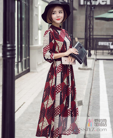 Moodor/么朵长袖长裙连衣裙