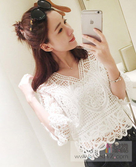 卡贝琳蕾丝衫