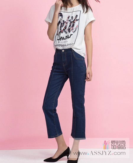 ETAM WEEKEND牛仔喇叭裤