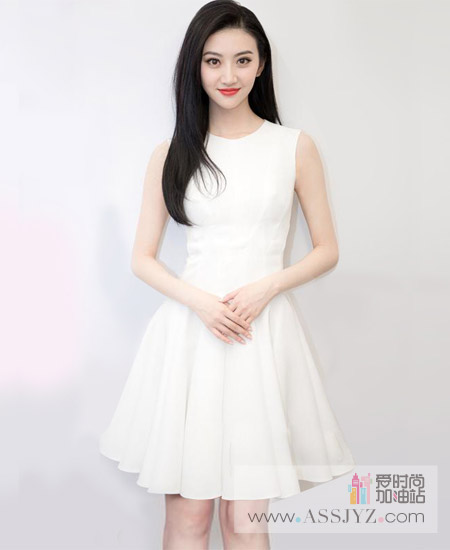 nssunny/娜诗尚妮白色连衣裙
