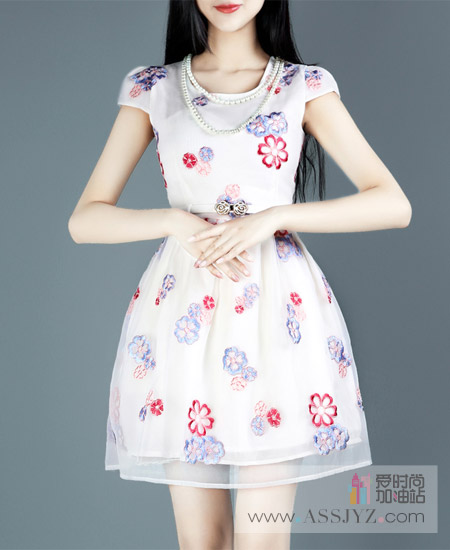 Abby Rona连衣裙