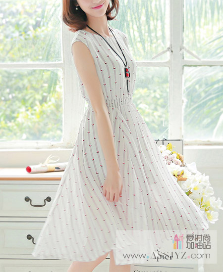 百达依莉无袖连衣裙