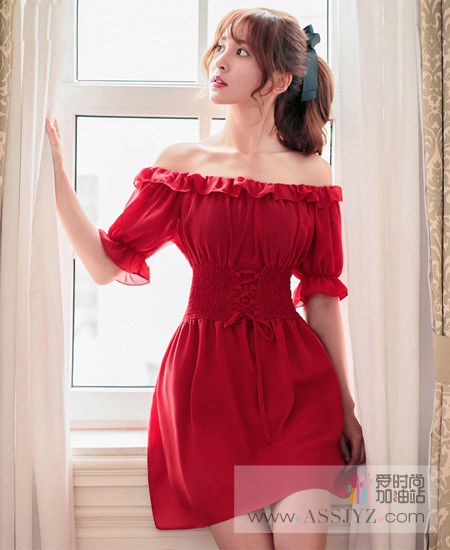 艾菲依依连衣裙