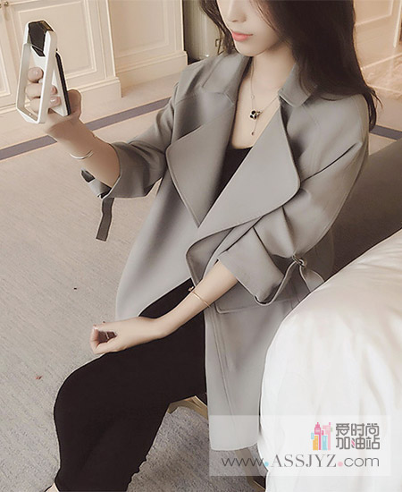 欧惑风衣